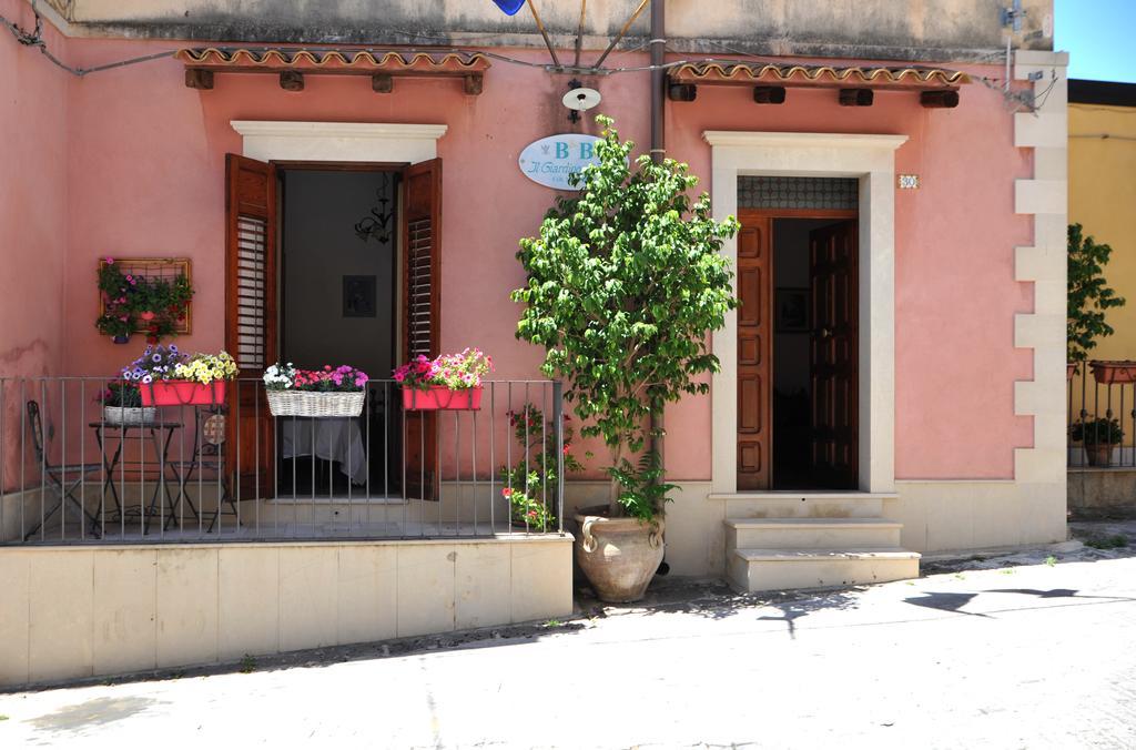 Il Giardino Di Pietra Bed & Breakfast Noto Exterior foto