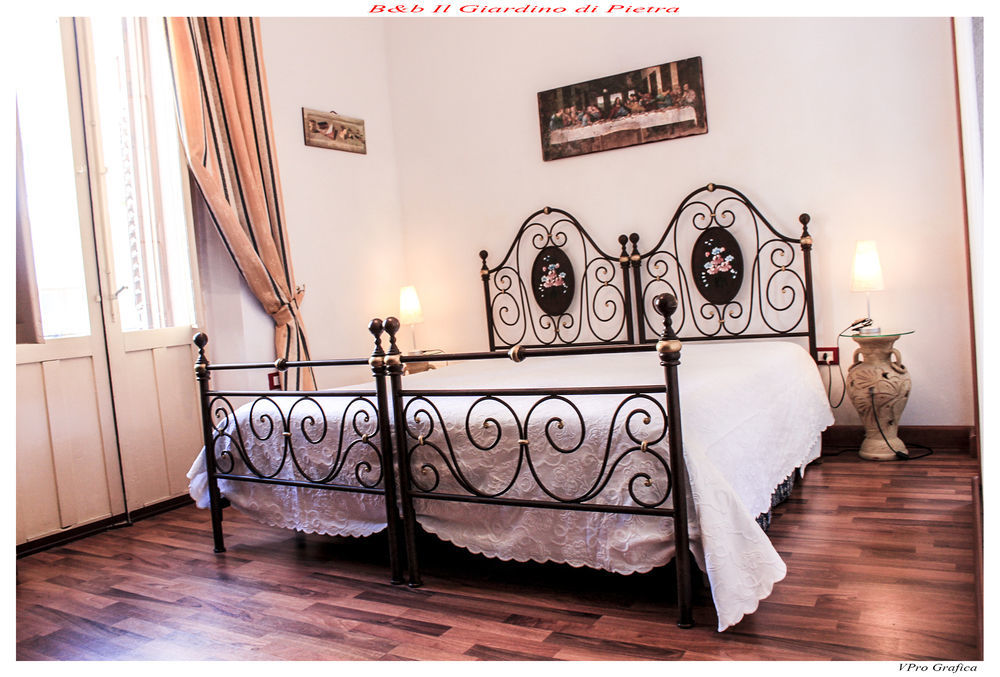 Il Giardino Di Pietra Bed & Breakfast Noto Exterior foto